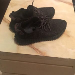 Yezzy 2015 pirate blacks